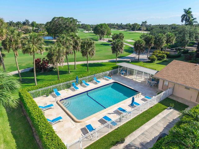 250 Jacaranda Drive 308, Plantation, FL 33324