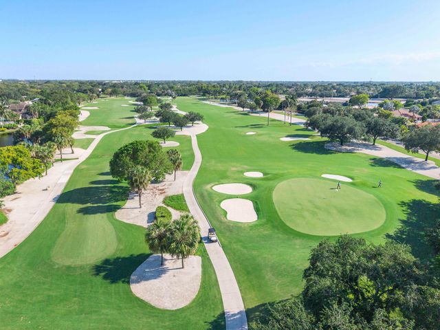 250 Jacaranda Drive 308, Plantation, FL 33324