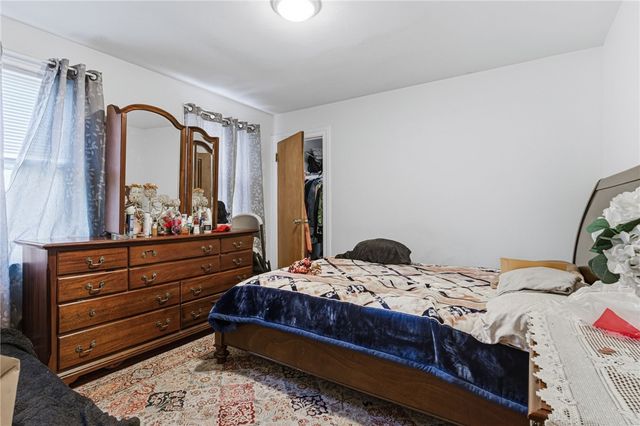 4 Rosemont Avenue, Johnston, RI 02919