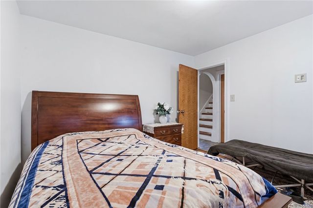 4 Rosemont Avenue, Johnston, RI 02919