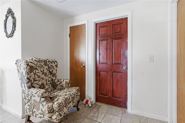 4 Rosemont Avenue, Johnston, RI 02919