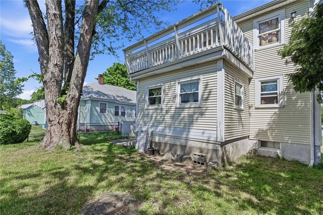 4 Rosemont Avenue, Johnston, RI 02919