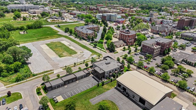 110 Central Avenue 104, Holland, MI 49423