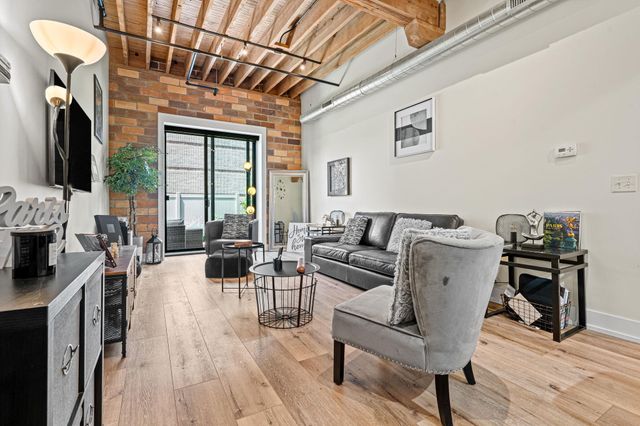 110 Central Avenue 104, Holland, MI 49423
