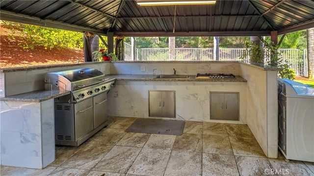 1453 Rancho Hills, Chino Hills, CA 91709
