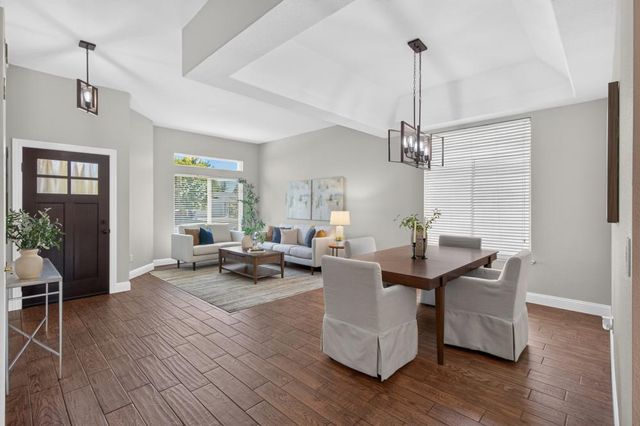 2237 Americana Dr, Roseville, CA 95747