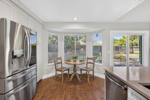 2237 Americana Dr, Roseville, CA 95747