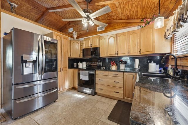 10531 NW 70TH AVENUE, Chiefland, FL 32626