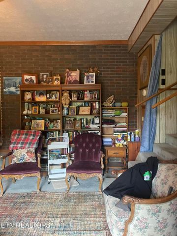 287 Lone Mountain Rd, Tazewell, TN 37879