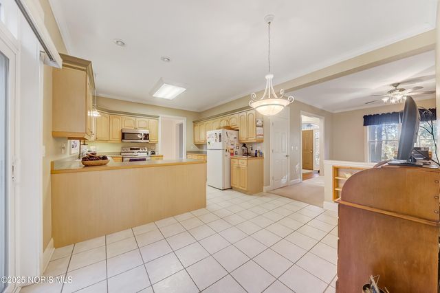 1797 County Road 5-2, Delta, OH 43515