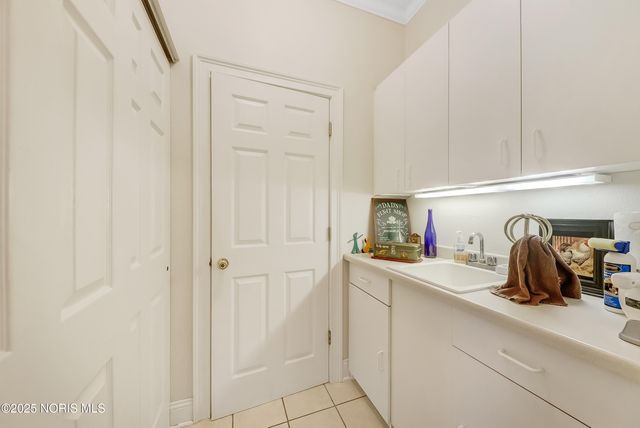 1797 County Road 5-2, Delta, OH 43515