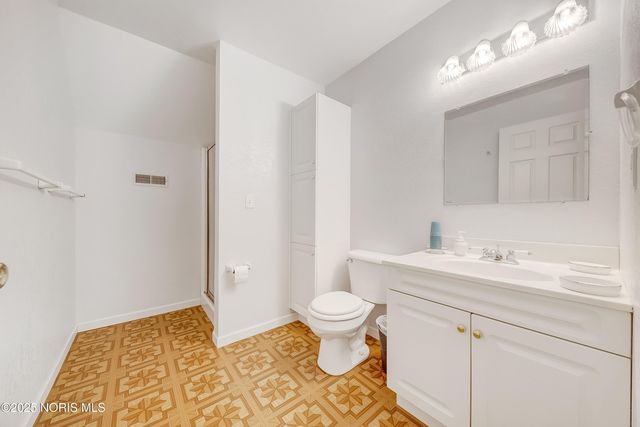 1797 County Road 5-2, Delta, OH 43515