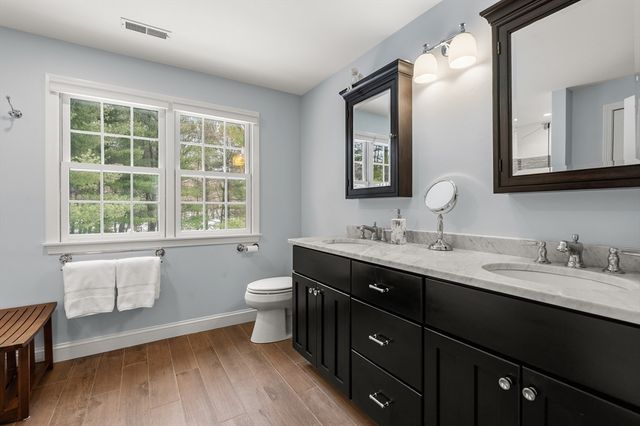 7 Huckleberry Road, Hopkinton, MA 01748