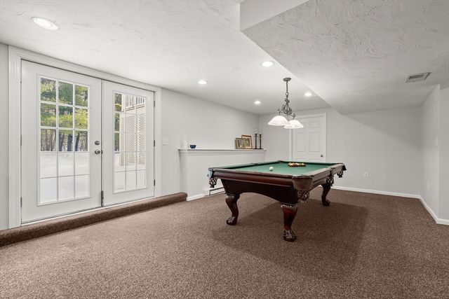 7 Huckleberry Road, Hopkinton, MA 01748