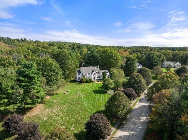 7 Huckleberry Road, Hopkinton, MA 01748