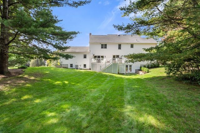 7 Huckleberry Road, Hopkinton, MA 01748