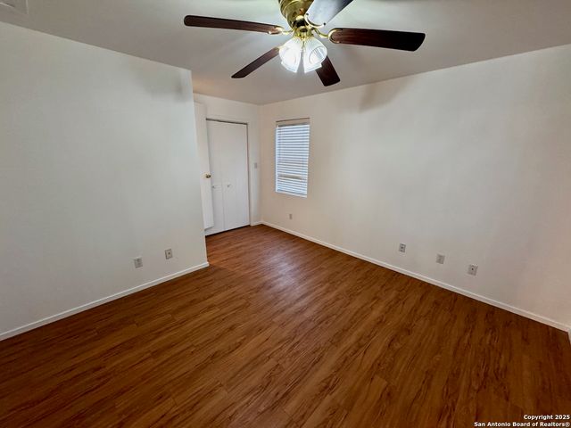 203 Zanderson, Jourdanton, TX 78026