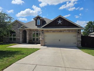 3724 Cecelia Lane, Forest Hill, TX 76140