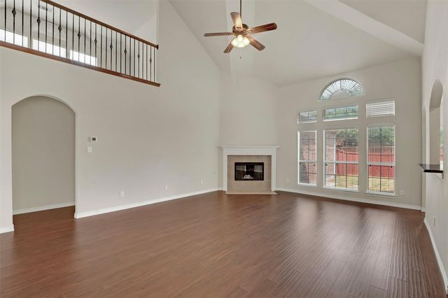 10438 Coach House Lane, Frisco, TX 75035