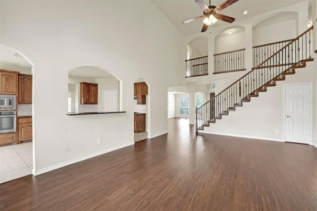 10438 Coach House Lane, Frisco, TX 75035