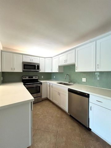 13830 Oneida Drive G1, Delray Beach, FL 33446