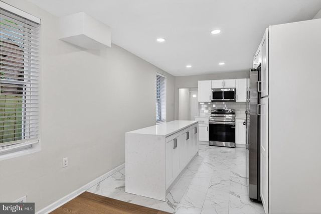 841 PERKIOMEN ST, Philadelphia, PA 19130