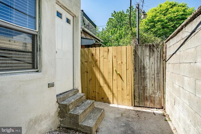 841 PERKIOMEN ST, Philadelphia, PA 19130