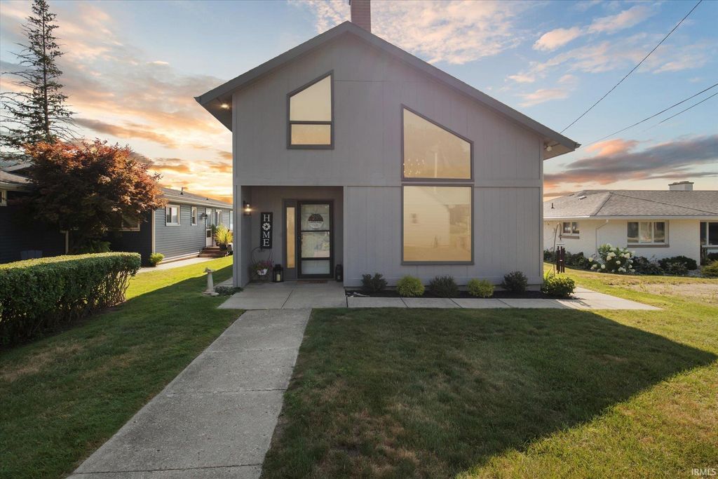 51174 North Shore Drive, Elkhart, IN 46514