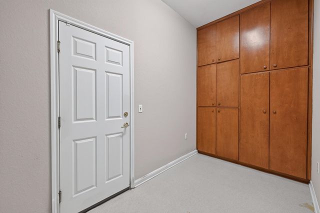 201 Whispering Wind DR, Georgetown, TX 78633