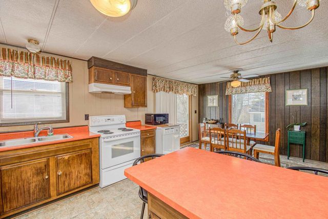 355 May Street, Platteville, WI 53818