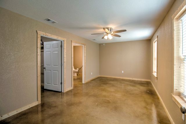 410 Navajo, Gordonville, TX 76245