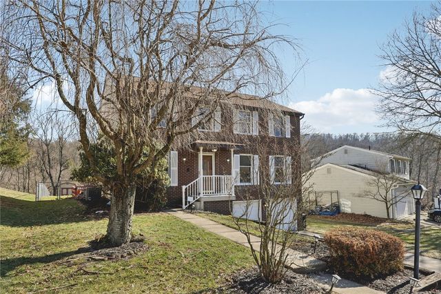 114 Tangleview Dr, White Oak, PA 15131