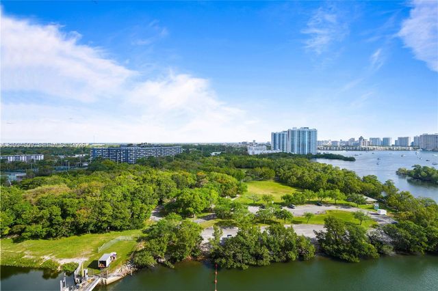 16385 NE Biscayne Blvd 1402, North Miami Beach, FL 33160