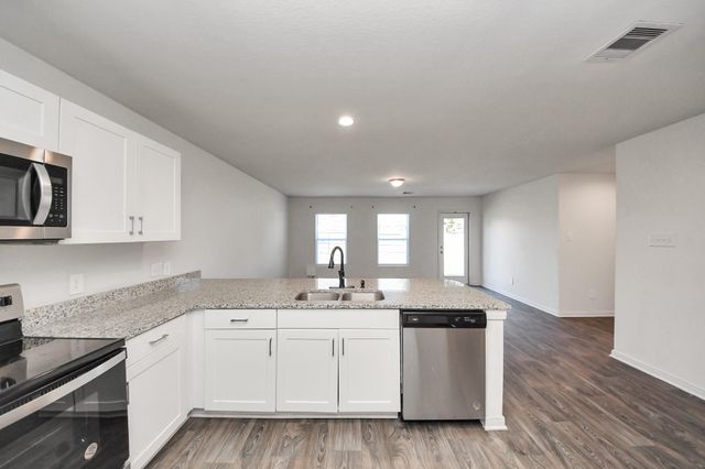 164 Goldenrod, Livingston, TX 77351