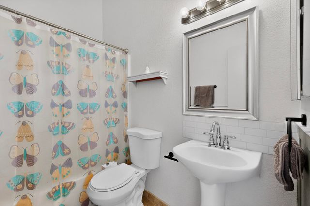 7307 Georgetown Avenue NW, Albuquerque, NM 87120