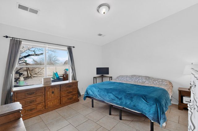 7307 Georgetown Avenue NW, Albuquerque, NM 87120