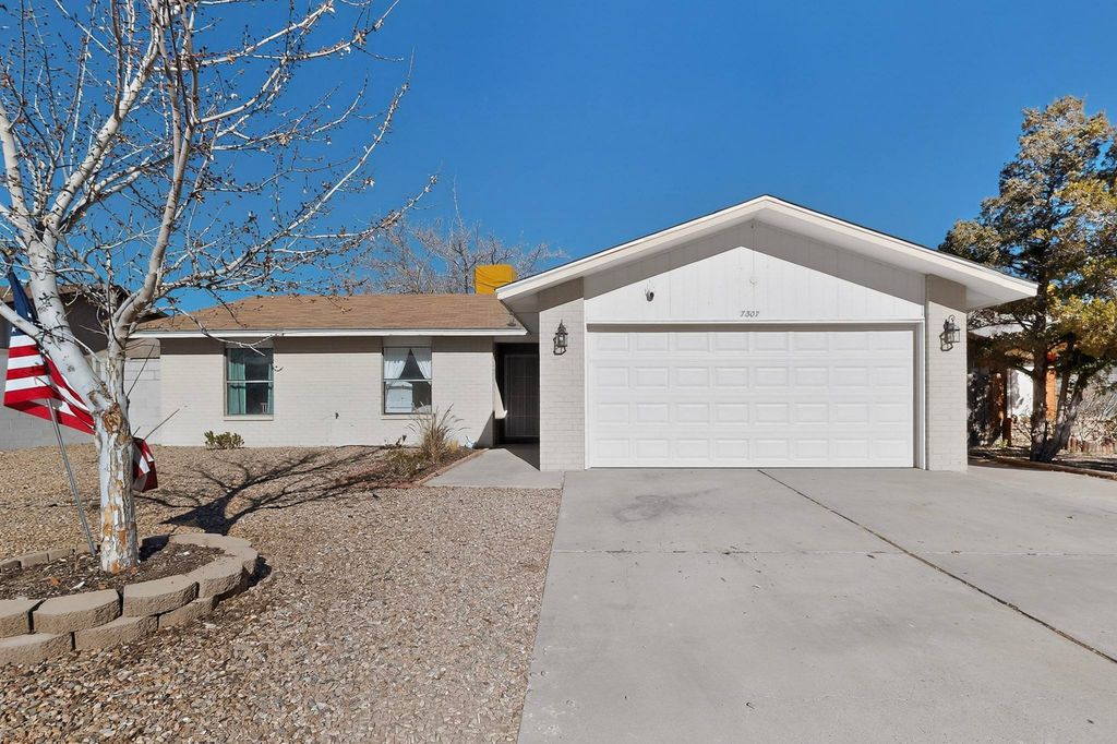 7307 Georgetown Avenue NW, Albuquerque, NM 87120