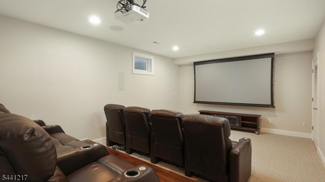 621 Green Briar Ct, Westfield Town, NJ 07090