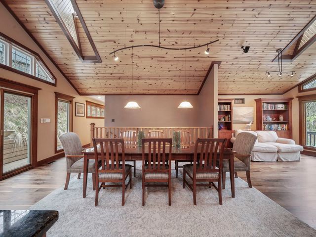 804 E Wilson Avenue, Beverly Shores, IN 46301