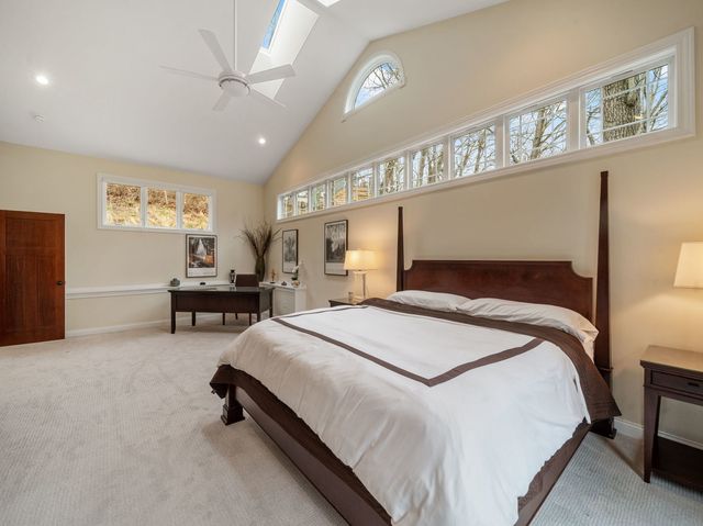 804 E Wilson Avenue, Beverly Shores, IN 46301