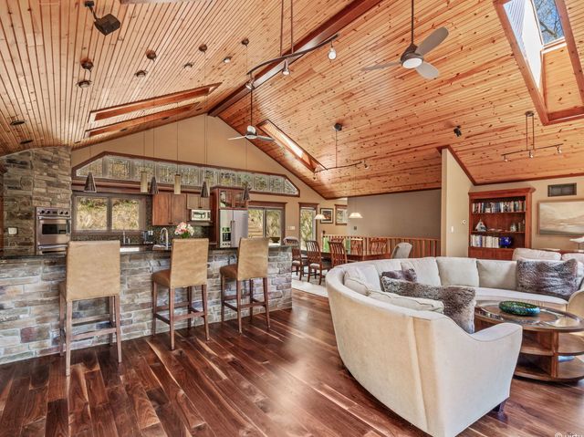 804 E Wilson Avenue, Beverly Shores, IN 46301