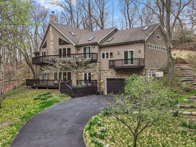 804 E Wilson Avenue, Beverly Shores, IN 46301