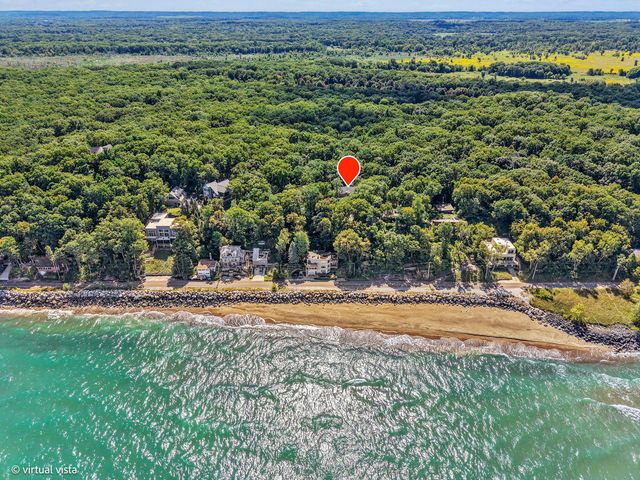 804 E Wilson Avenue, Beverly Shores, IN 46301