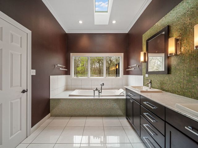 804 E Wilson Avenue, Beverly Shores, IN 46301