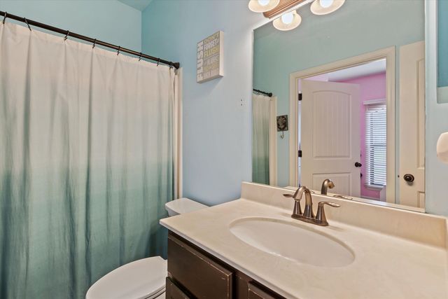 6025 GARRETT VALLEY LN, Arlington, TN 38002