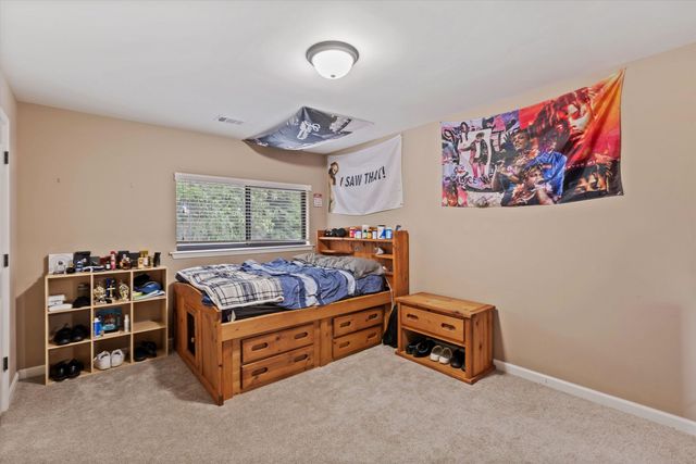 6025 GARRETT VALLEY LN, Arlington, TN 38002