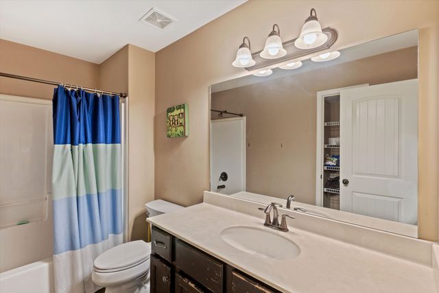 6025 GARRETT VALLEY LN, Arlington, TN 38002