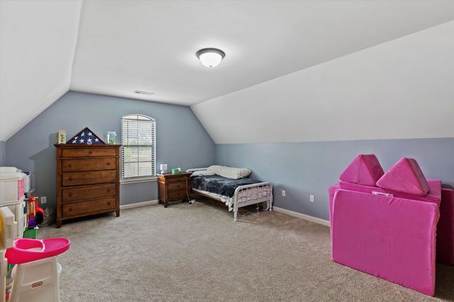 6025 GARRETT VALLEY LN, Arlington, TN 38002