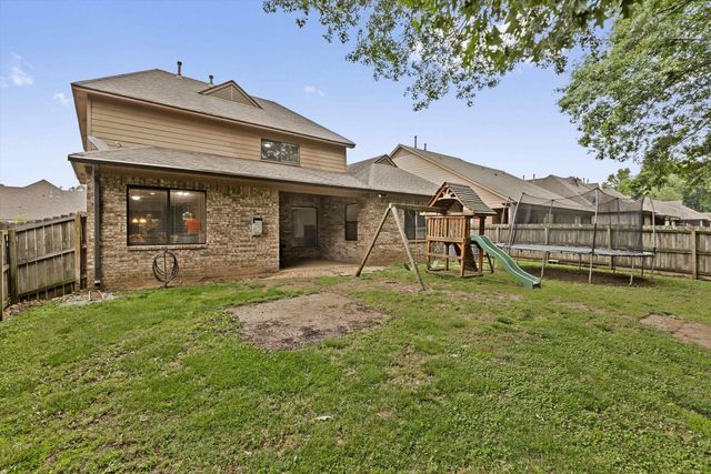 6025 GARRETT VALLEY LN, Arlington, TN 38002