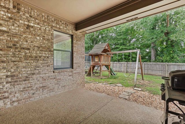 6025 GARRETT VALLEY LN, Arlington, TN 38002
